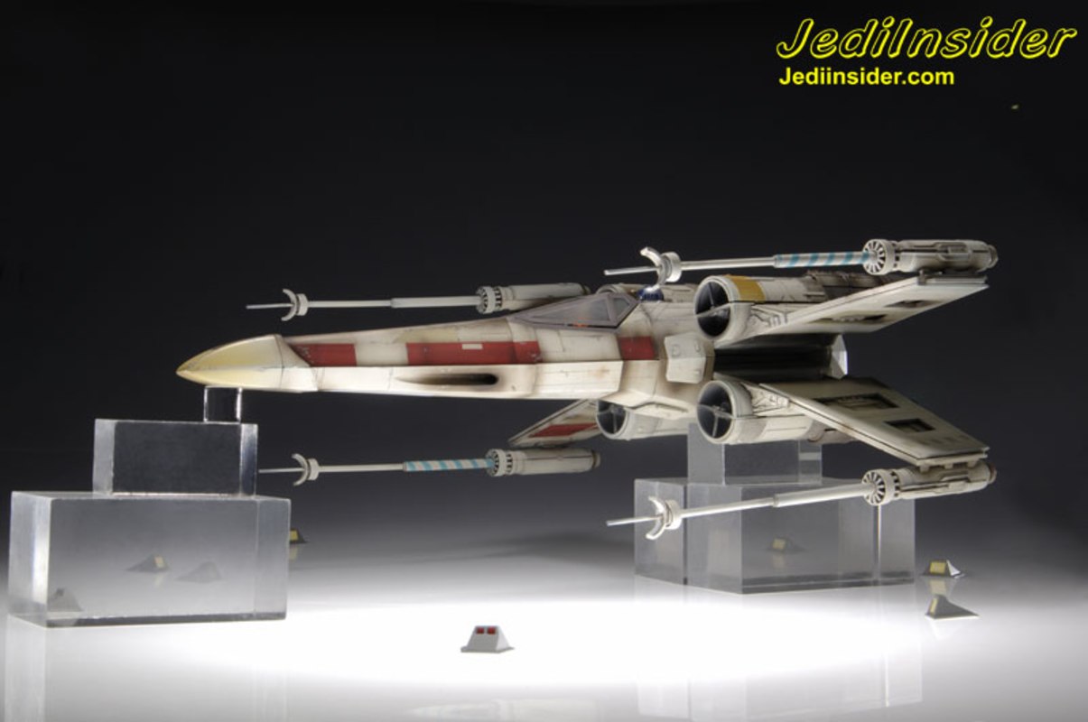 Star Wars X-Wing Fighter Cross Section 3-D Vehicle Set